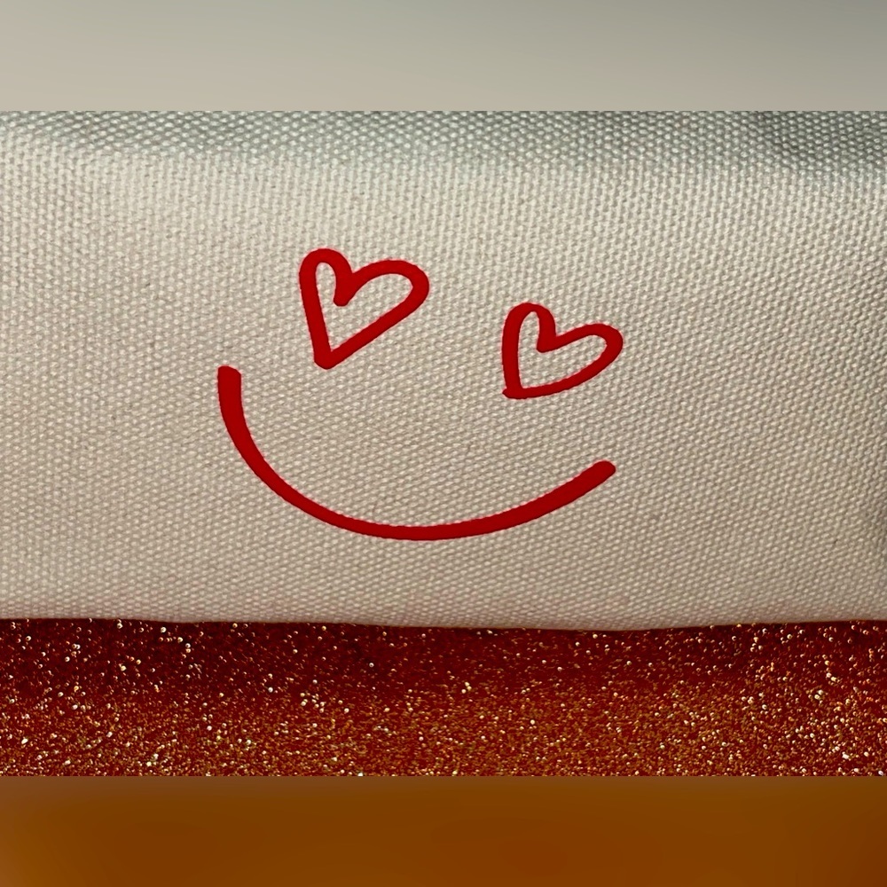 A New Day Canvas Smiley Face Make Up/Travel Pouch - Picture 2 of 4